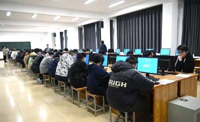 beat365正版唯一官网顺利举行江苏省 2024 年中职职教高考计算机类、化工类专业技能考试